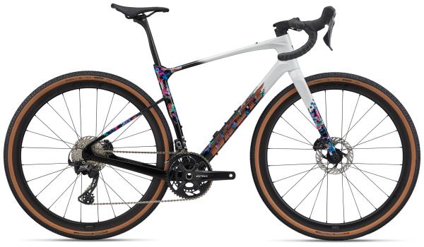 GIANT Revolt Advanced 0 SE radio spectrum M