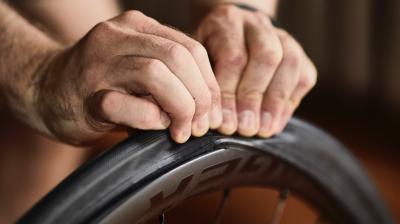 Bontrager Reifen Bontrager R3 Hard-Case Lite 700&nbsp;x&nbsp;28C TLR B Produktbild 4