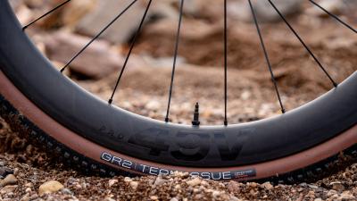 Bontrager Vorderrad Bontrager Aeolus Pro 37V Disc TLR 12T Bl Produktbild 15