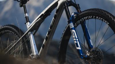 Trek Supercal SLR9.8XT DI2 XL Carbon Smoke/Galactic Gre Produktbild 12