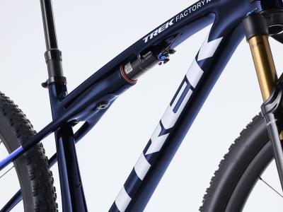 Trek Supercal SLR9.8XT DI2 S Navy Smoke Produktbild 10