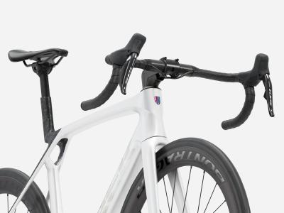 Trek Madone SL 6 S Gloss Crystal White/Matte Deep Smoke Produktbild 10