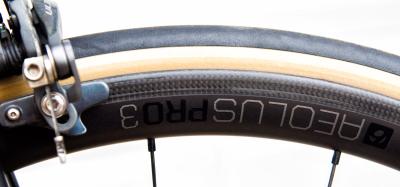 Bontrager Vorderrad Bontrager Aeolus Pro 3 TLR 18-Loch Black Produktbild 15