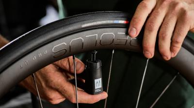 Bontrager Reifen Bontrager CX3 Team Issue 700x33C TLR Produktbild 3