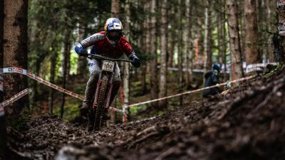 Bontrager Reifen Bontrager G-Spike Team Issue 27.5x2.40 Produktbild 6