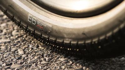 Bontrager Reifen Bontrager E6 Hard-Case Lite 700x50C Reflect Produktbild 9